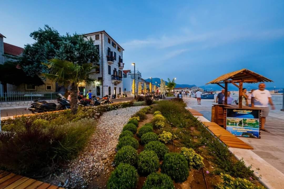 Modern Apartment Near Split & Trogir Kaštela Екстериор снимка
