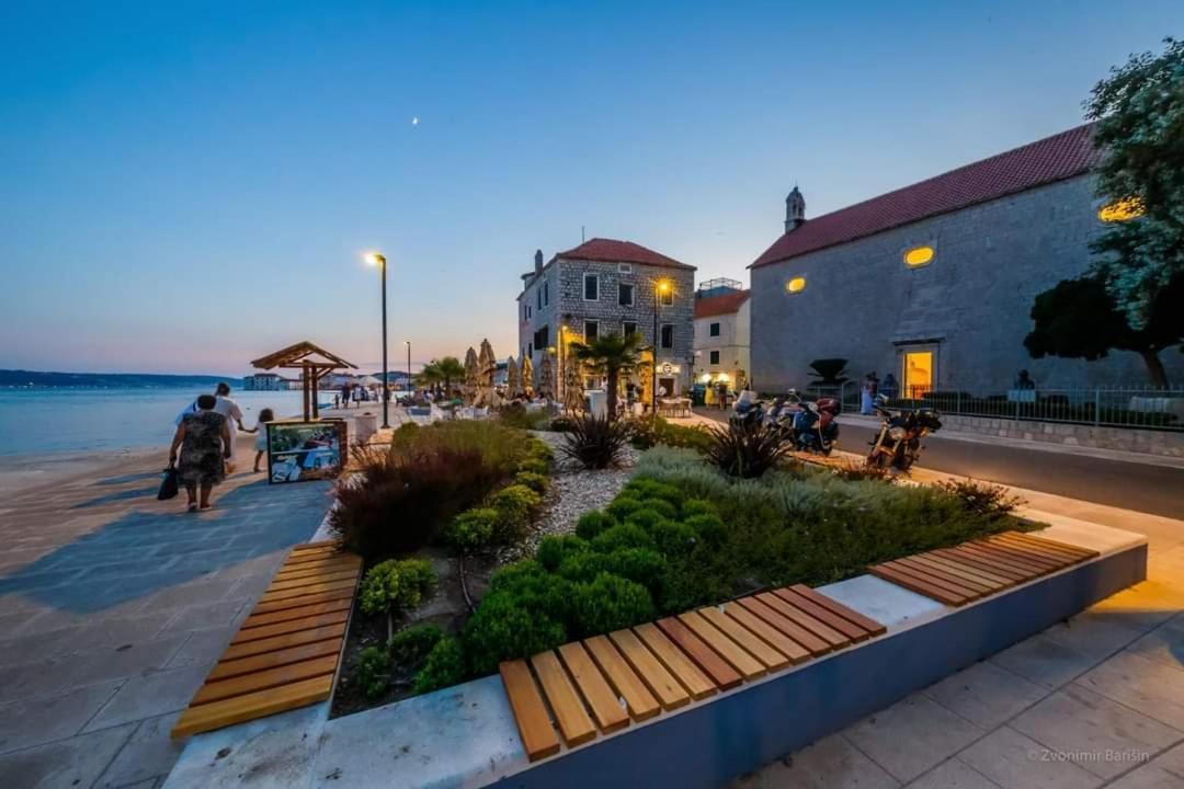 Modern Apartment Near Split & Trogir Kaštela Екстериор снимка