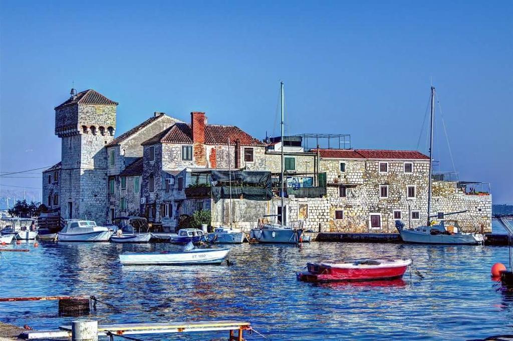 Modern Apartment Near Split & Trogir Kaštela Екстериор снимка