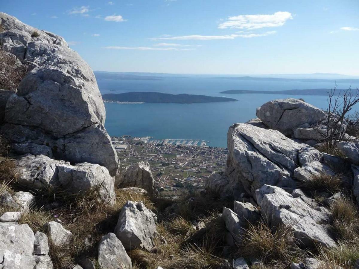 Modern Apartment Near Split & Trogir Kaštela Екстериор снимка